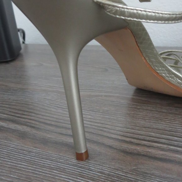 GUESS TINA Silver Reptile Strappy High Heel Sandals 8.5  Gold Charms - Picture 12 of 16